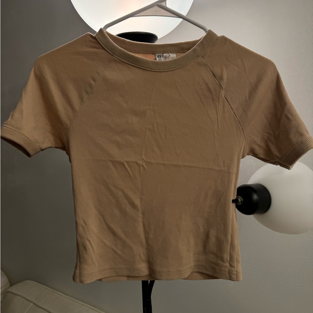H&M top in excellent condition